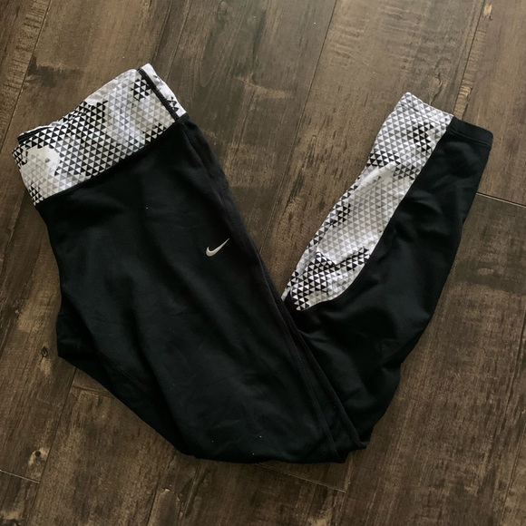 Nike leggings